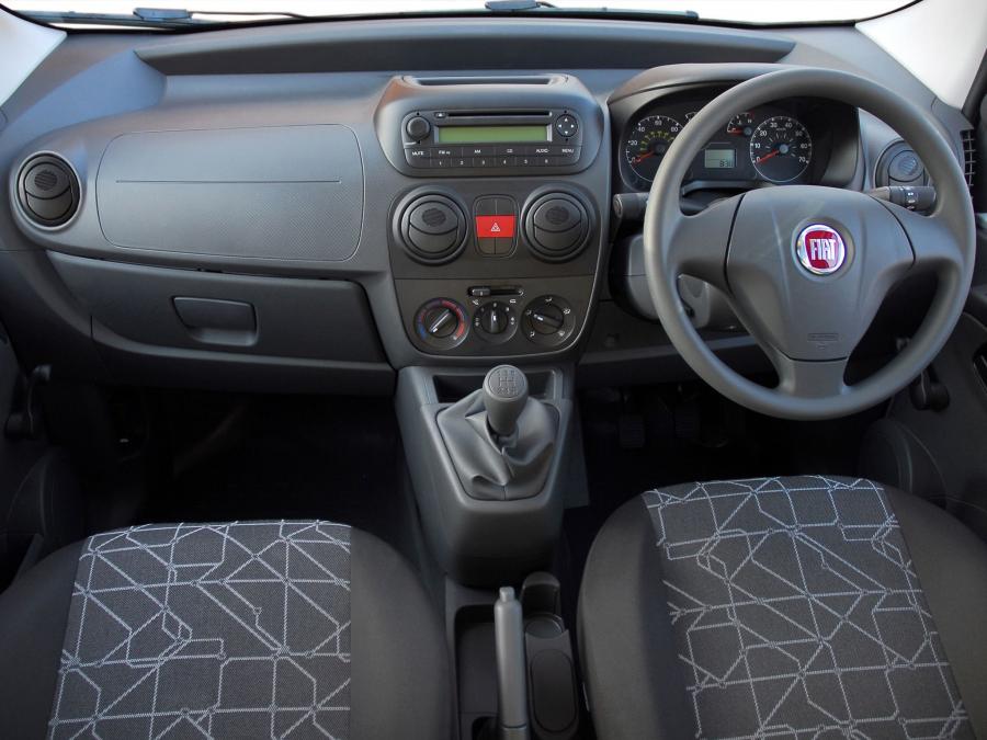  Fiat Fiorino 2008 года  (UK) (фото 2 из 16)